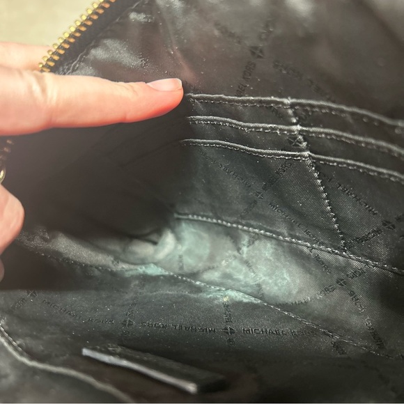 MICHAEL KORS Jet Set Black Large Zip Logo Pouch Clutch Luxury Pebbled Leather - Picture 7 of 10